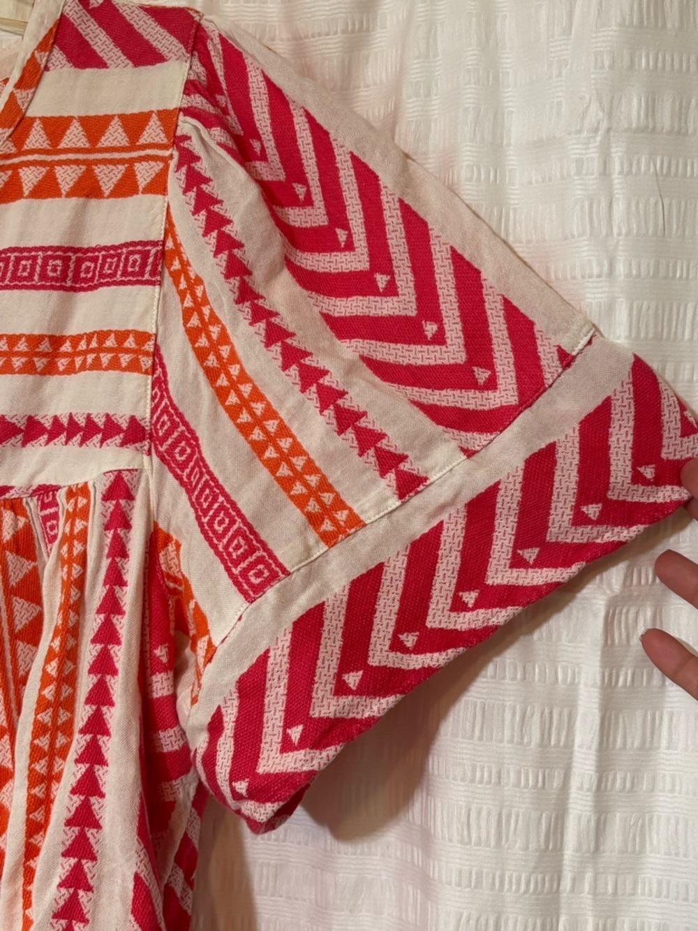 Old Navy Aztec Geometric Embroidered Top Flared Sleeves Sz XL - Picture 3 of 8